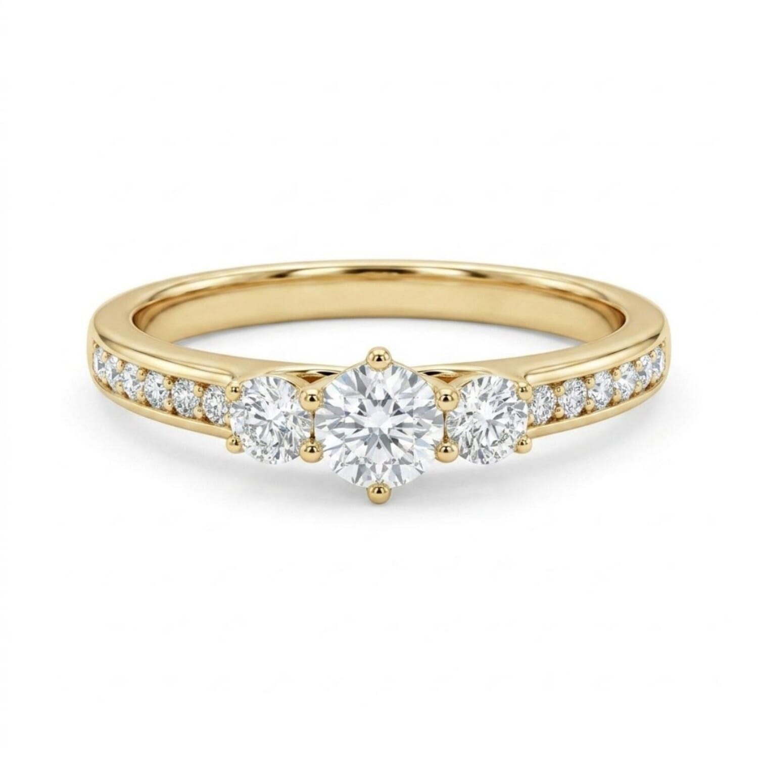 3-stens diamantring med sidediamanter