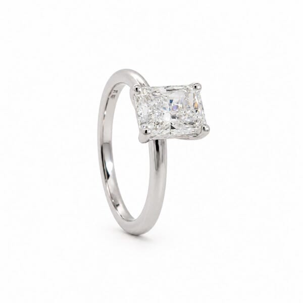 Forlovelsesring med Radiant cut Lab Grown diamant i 1.53 ct og River (E) - VVS2 - ABR21642LGHG