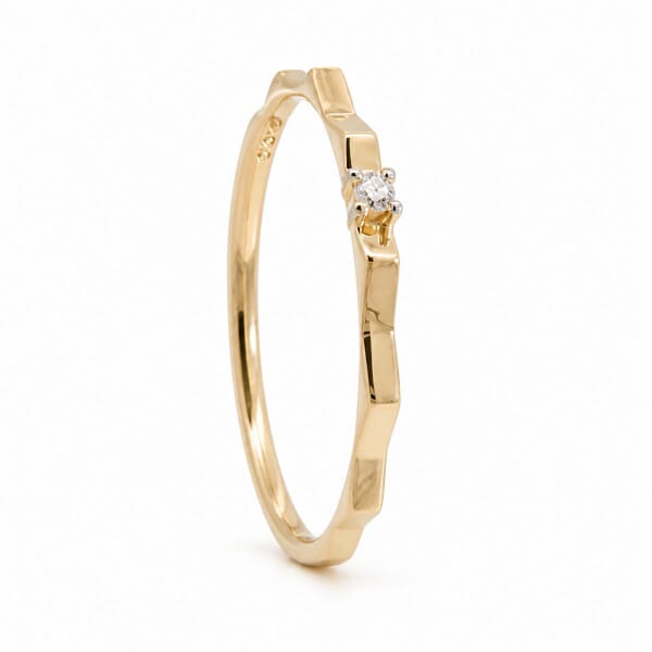 Ring i gult gull med 0,015ct diamant W-P - BUR630645 Ring i gult gull med 0,015ct diamant W-P - BUR630645