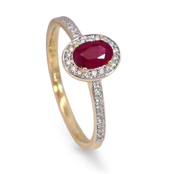 Diamantring i gult gull 14 kt med 0,14 ct W-Si & rubin - bur573224 Diamantring i gult gull 14 kt med 0,14 ct W-Si & rubin - bur573224